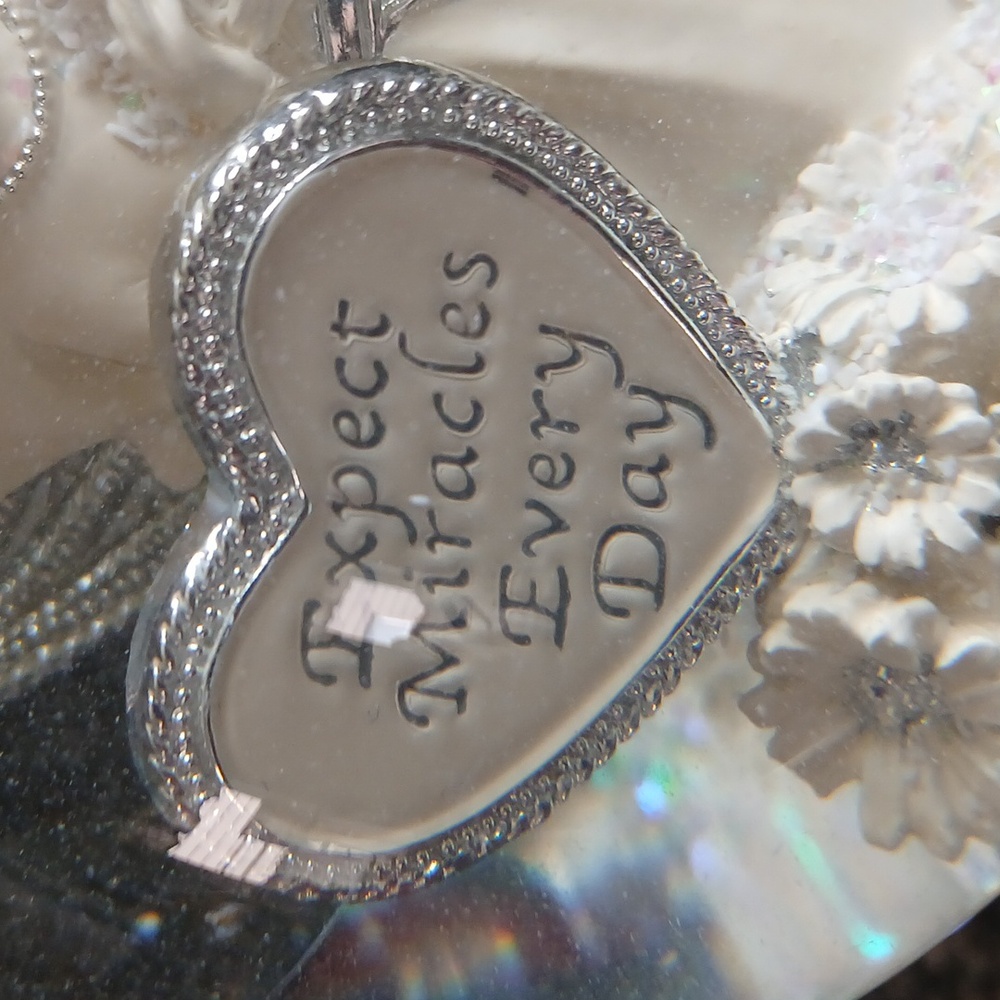 THINGS REMEMBERED Snow Globe with Glitter - Picture 3 of 8